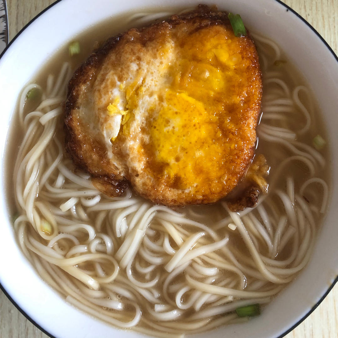 超简单的10分钟做好-热汤面