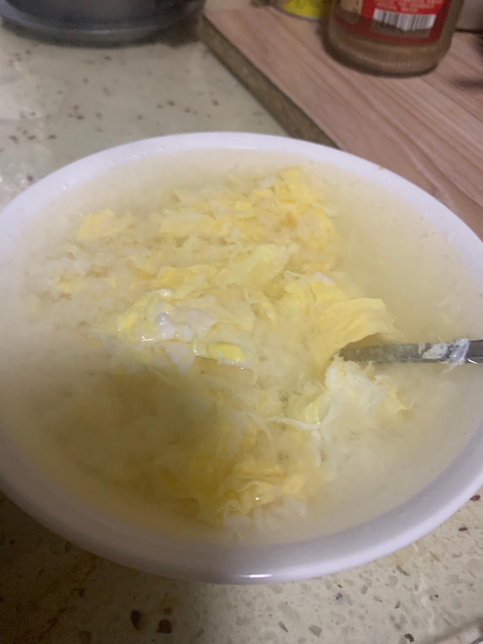 酒酿（醪糟）煮鸡蛋，早餐、夜宵都好吃