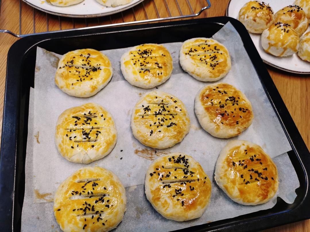 酥皮绿豆饼   酥得掉渣渣