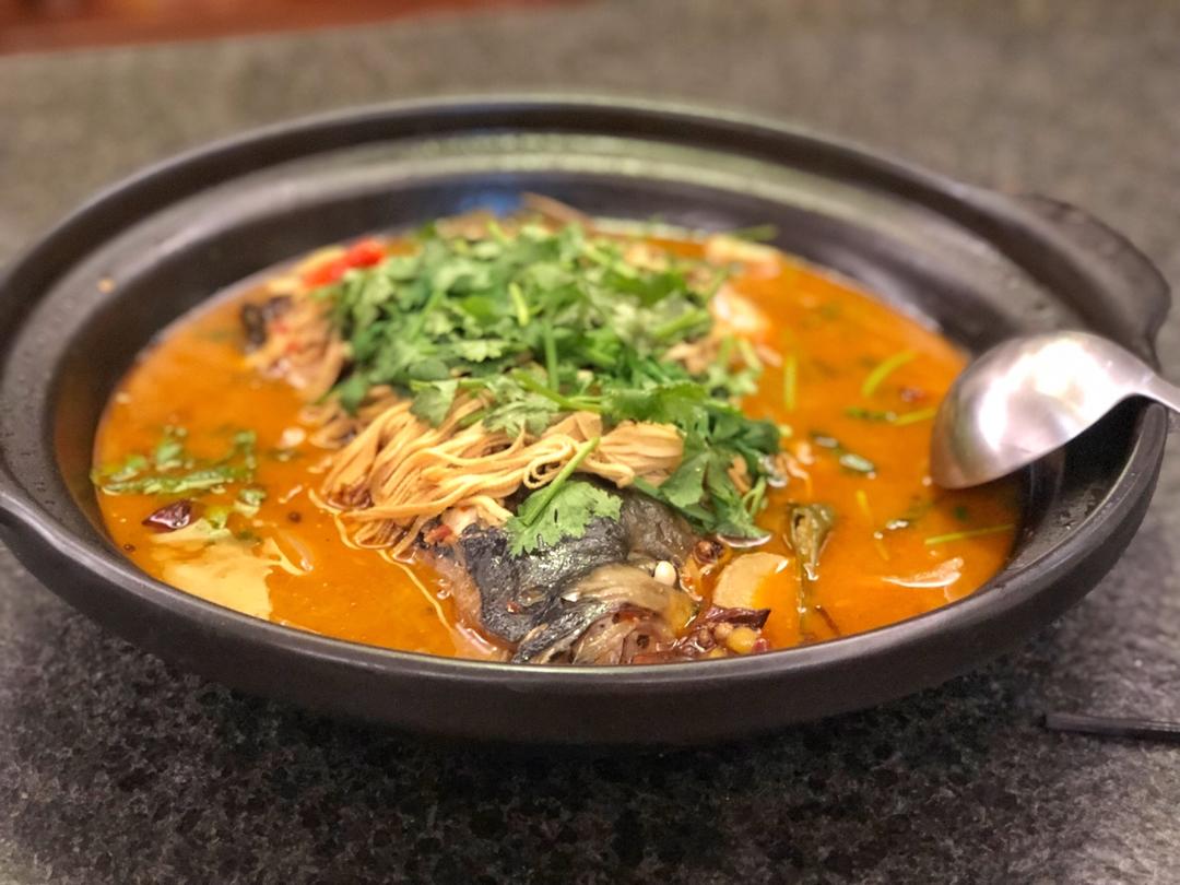 好吃的鱼头泡饭