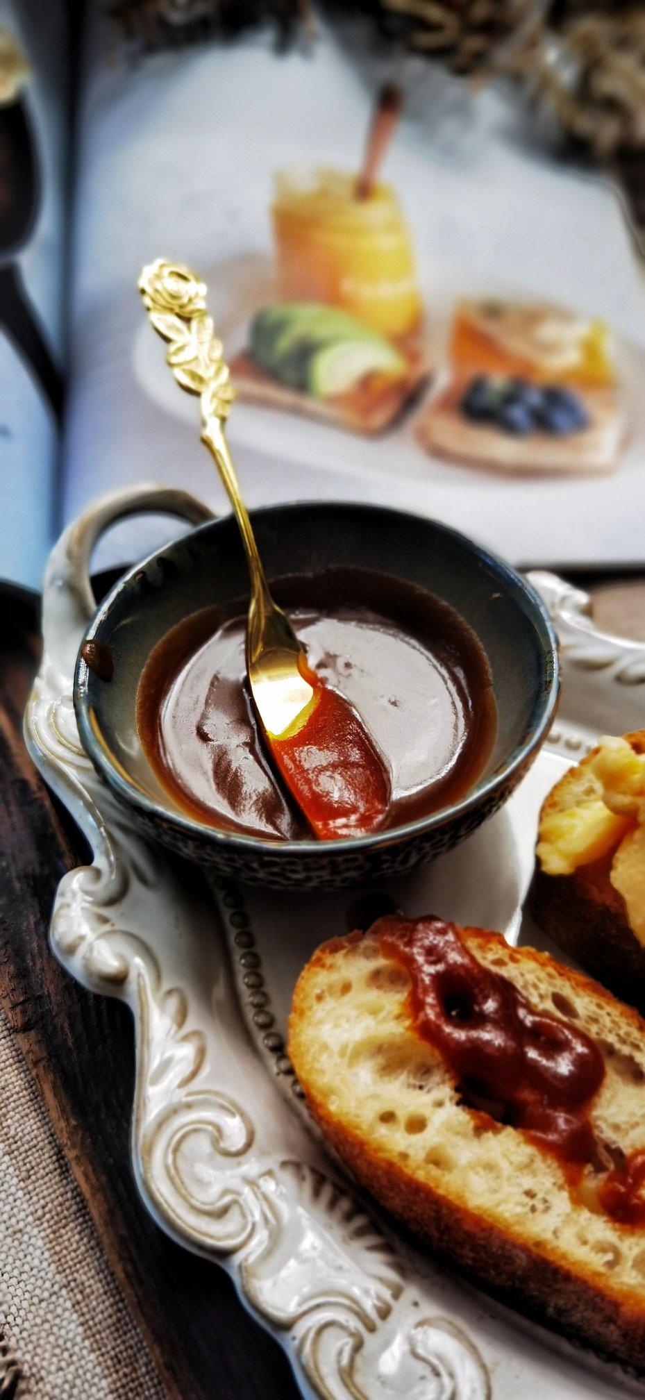 海盐焦糖酱(太妃酱)——奶茶奶油蛋糕淋面等等都能用哦
★装饰技能★