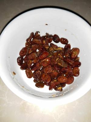 油炸新鲜蚕豆的做法 步骤3