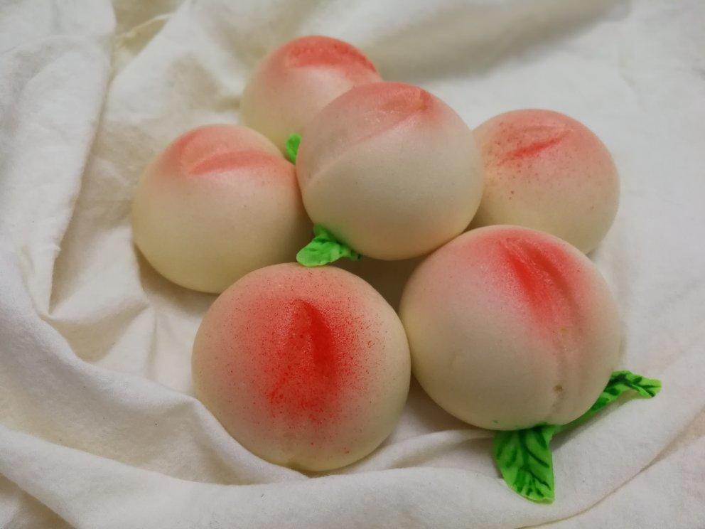 用老师的方法,做出了漂亮的小寿桃馒头!