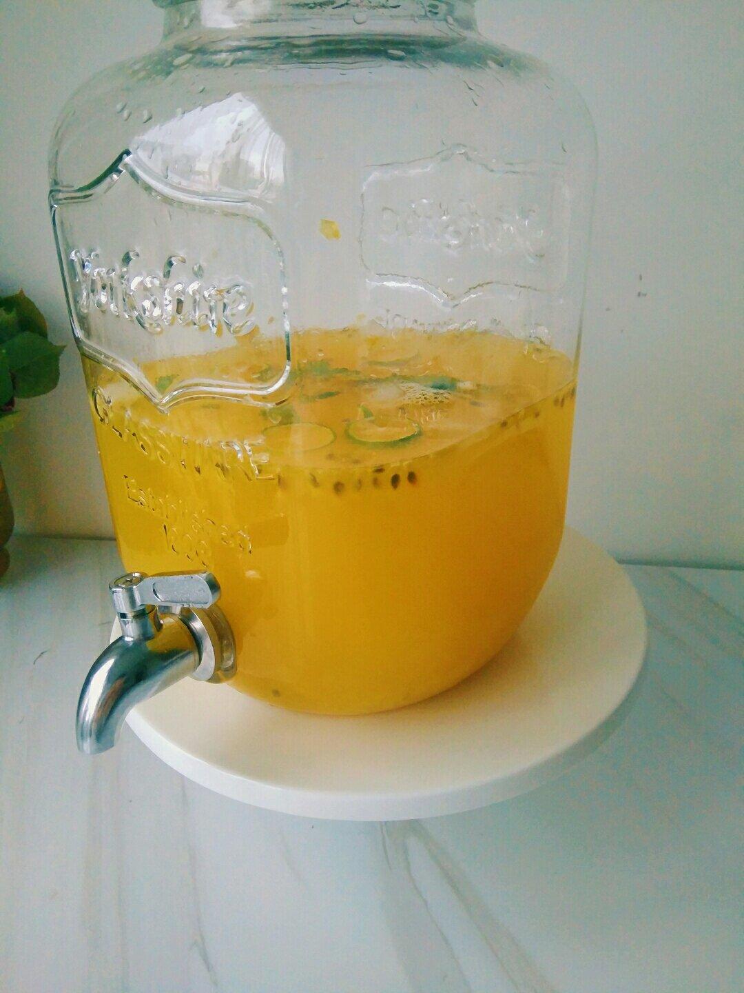 柠檬金桔百香果茶