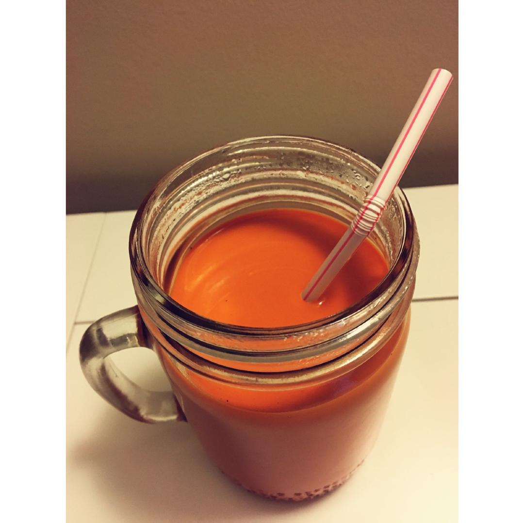 Thai iced tea 泰式冰奶茶