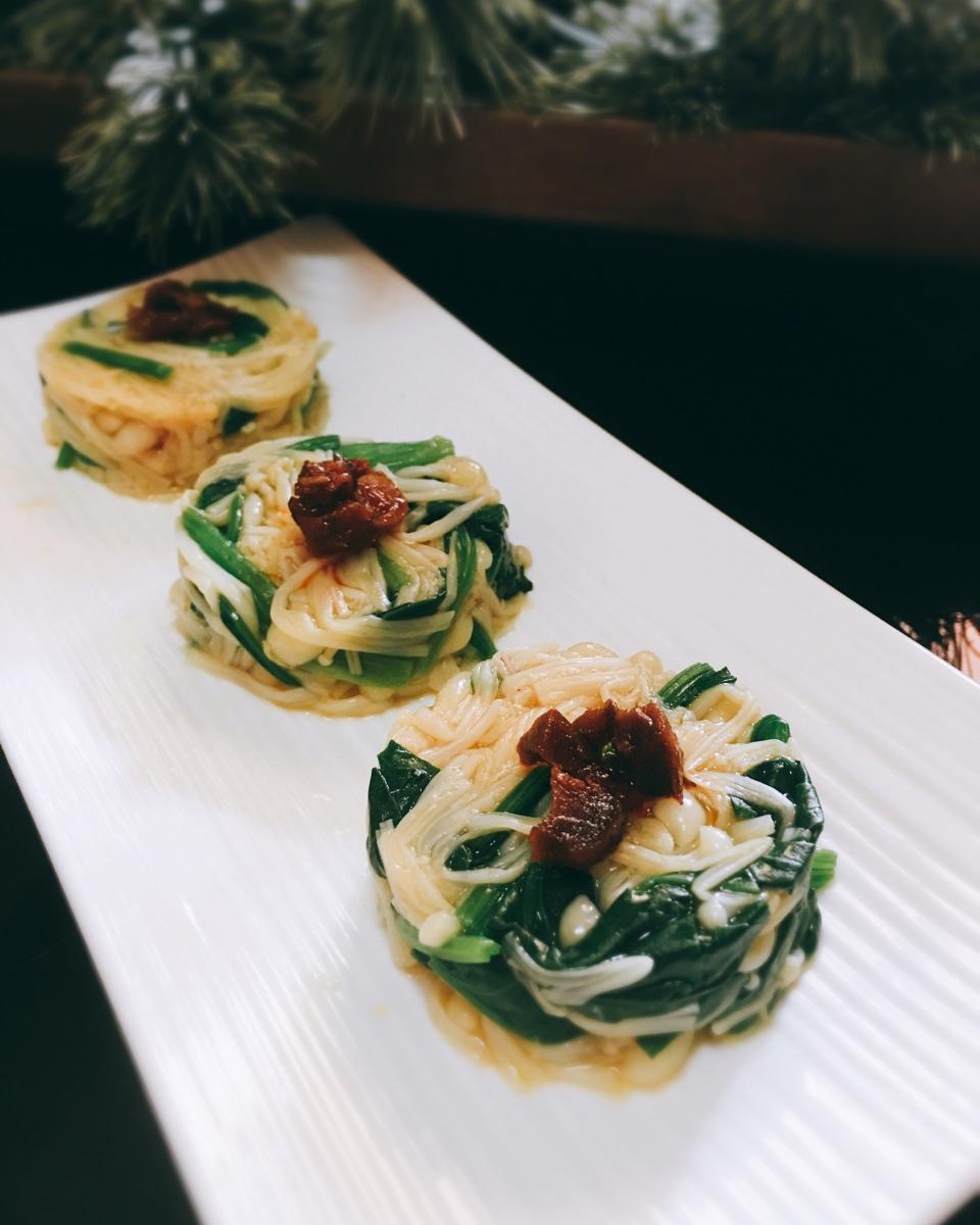 凉拌菠菜金针菇