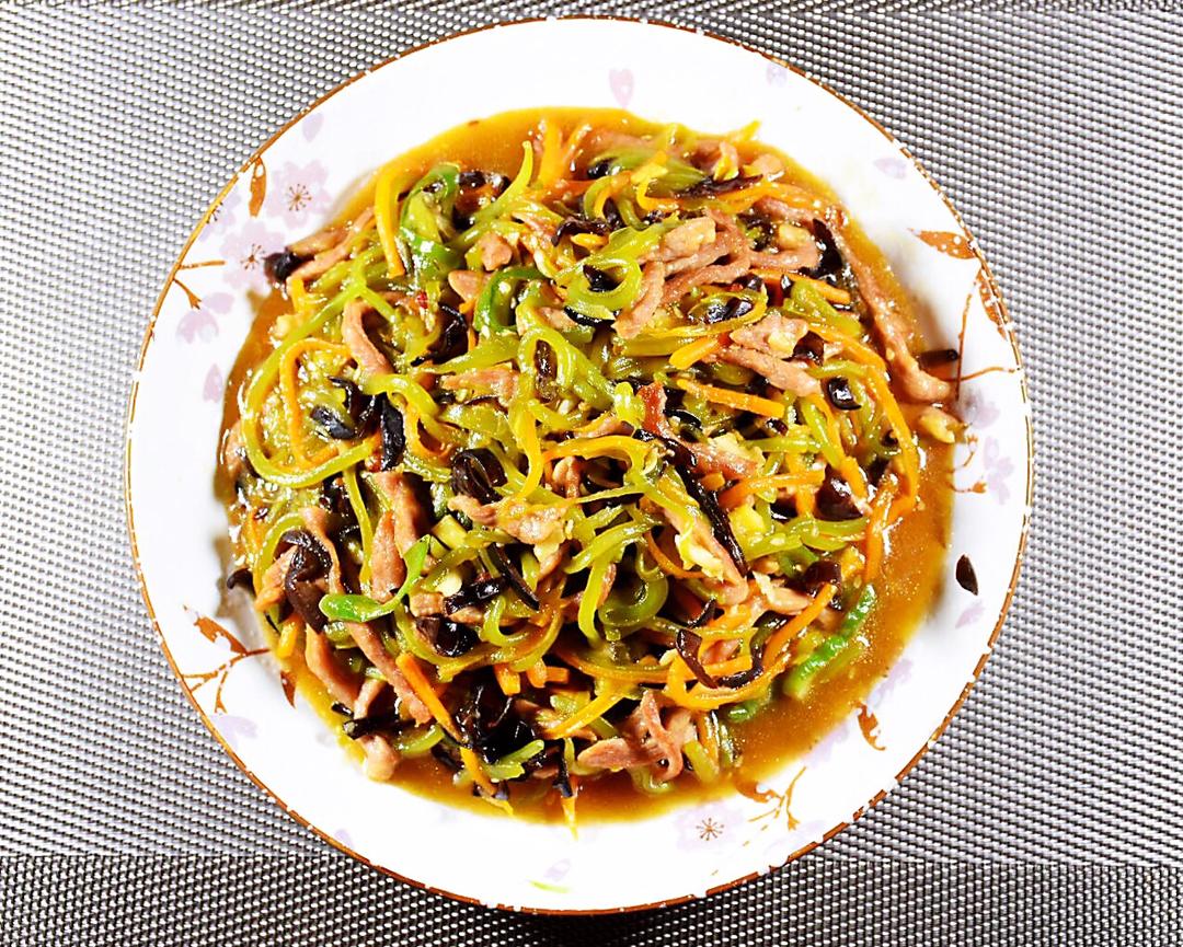 超级简单的【鱼香肉丝】附万能鱼香酱汁