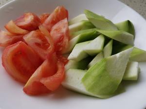 解暑开胃 笋干菜汤的做法 步骤2
