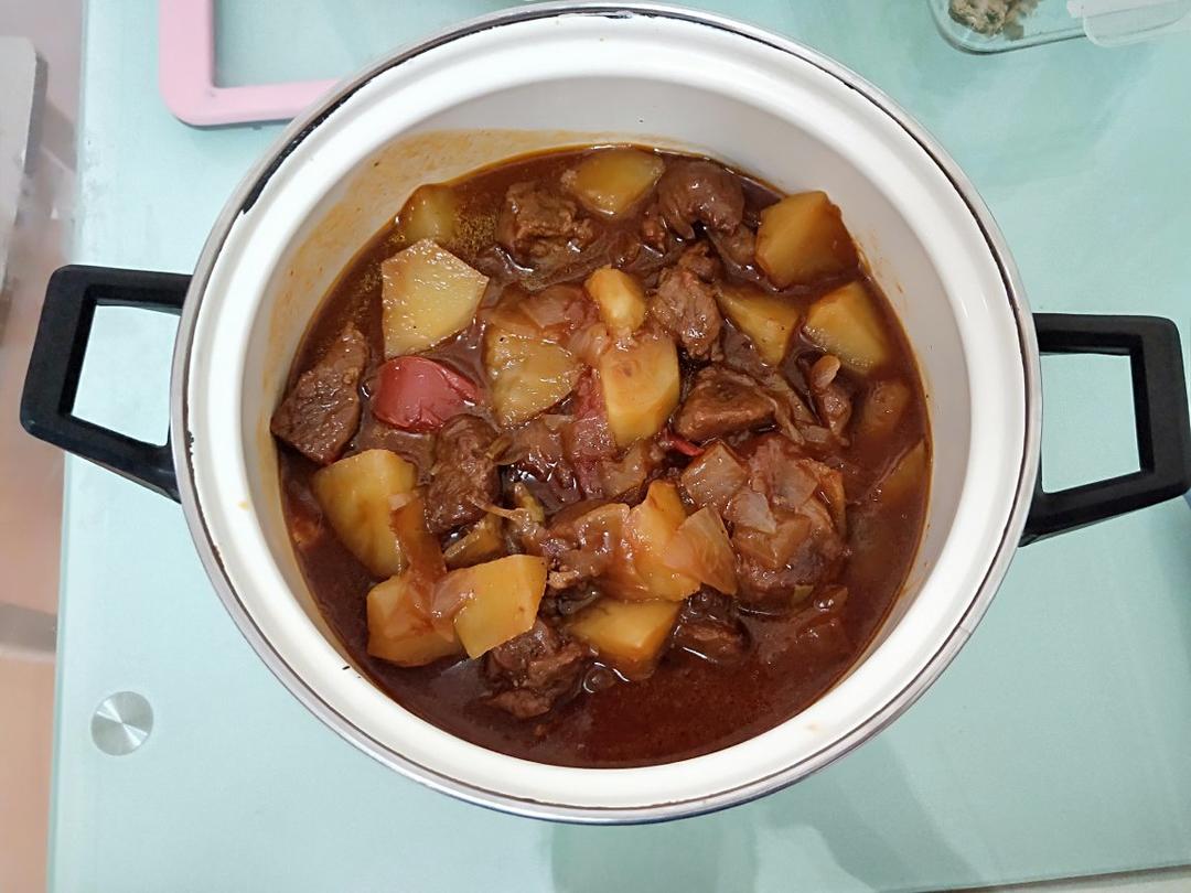 土豆炖牛肉