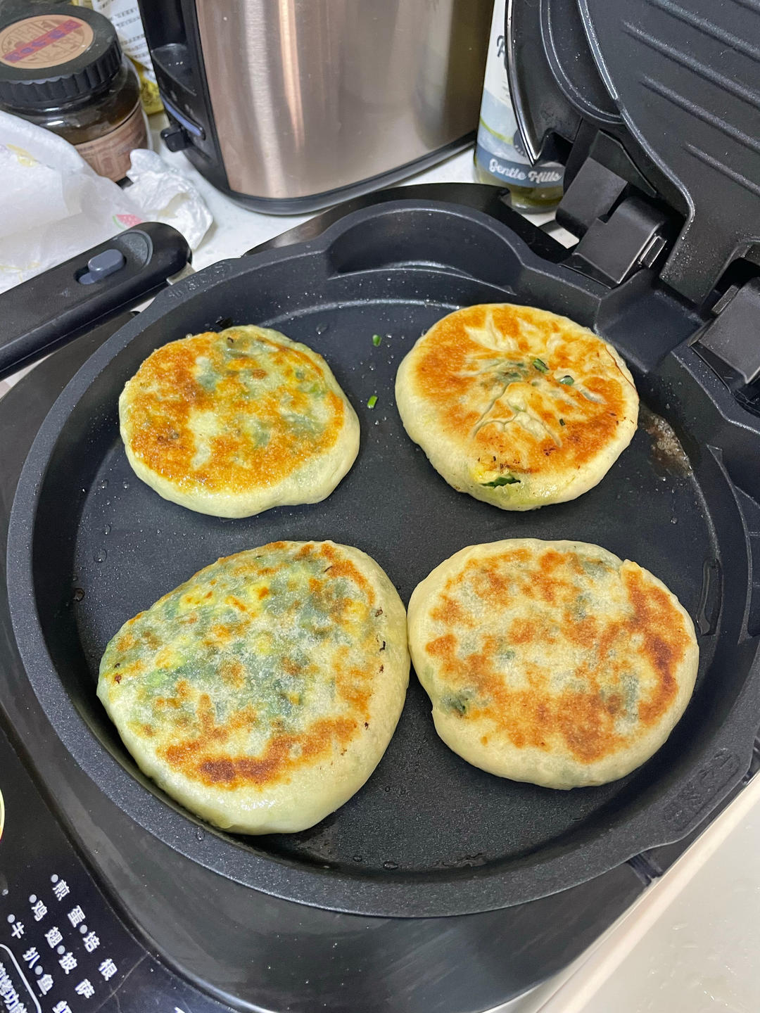 不用揉面，不用擀皮的韭菜鸡蛋发面馅饼