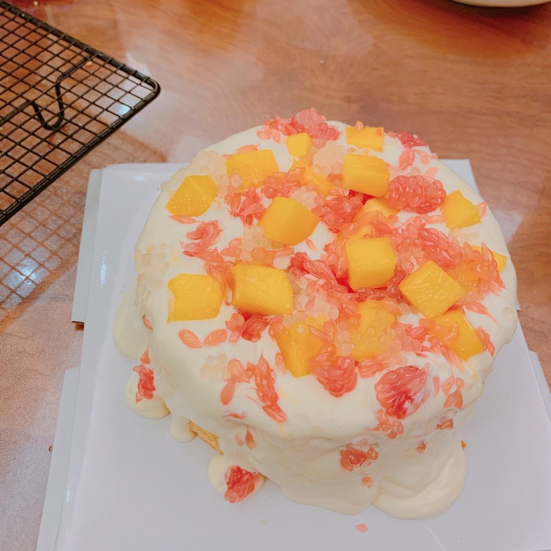 杨枝甘露爆浆蛋糕