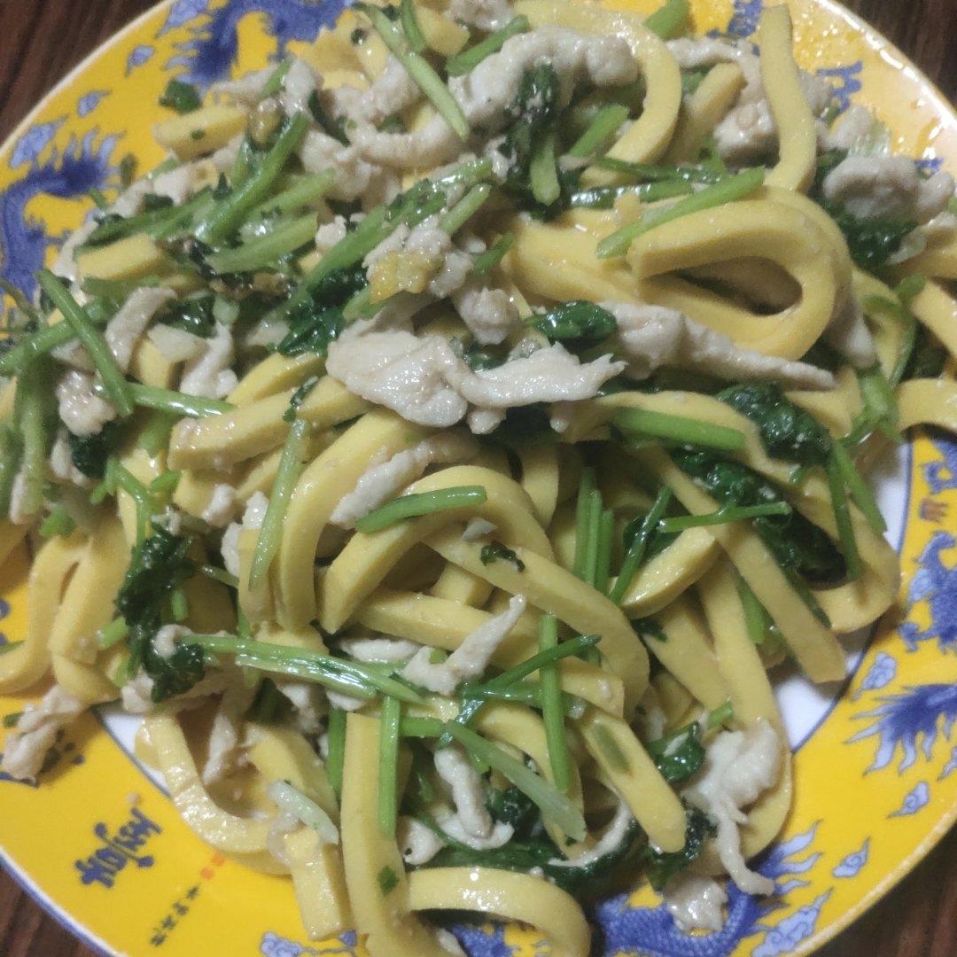 芫爆鸡丝—香菜爱好者