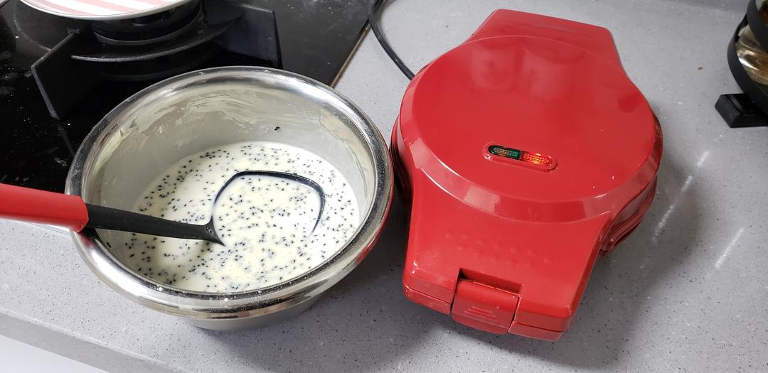 多功能华夫饼机做蛋卷