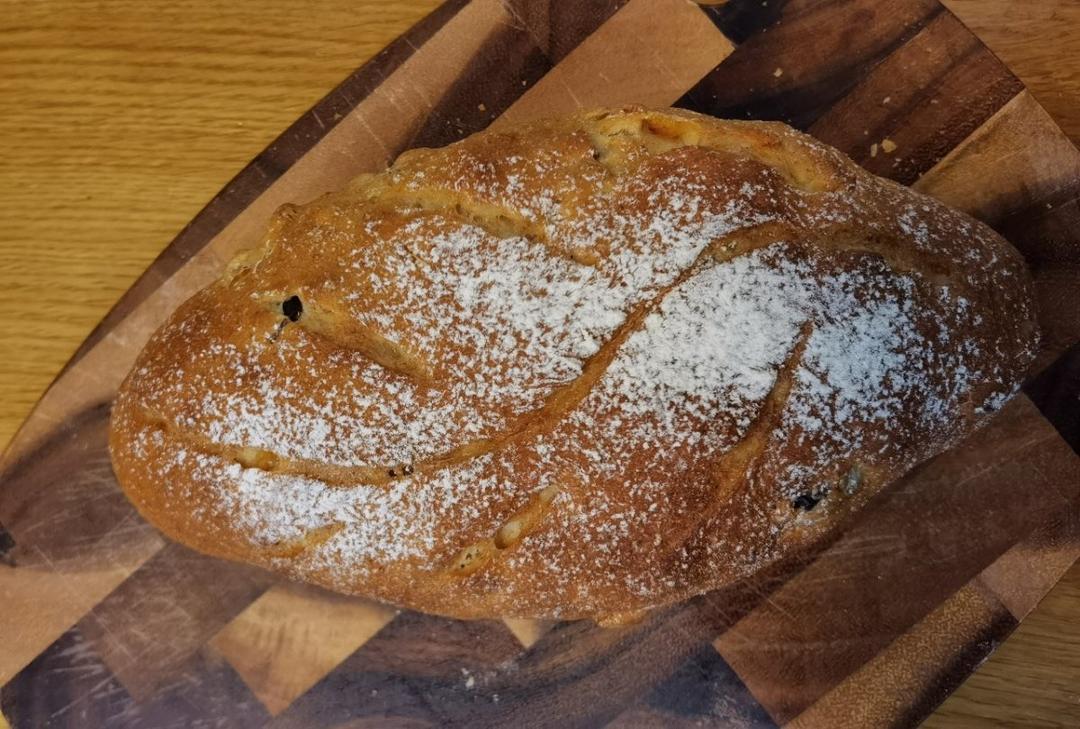 全麦蔓越莓核桃软欧包