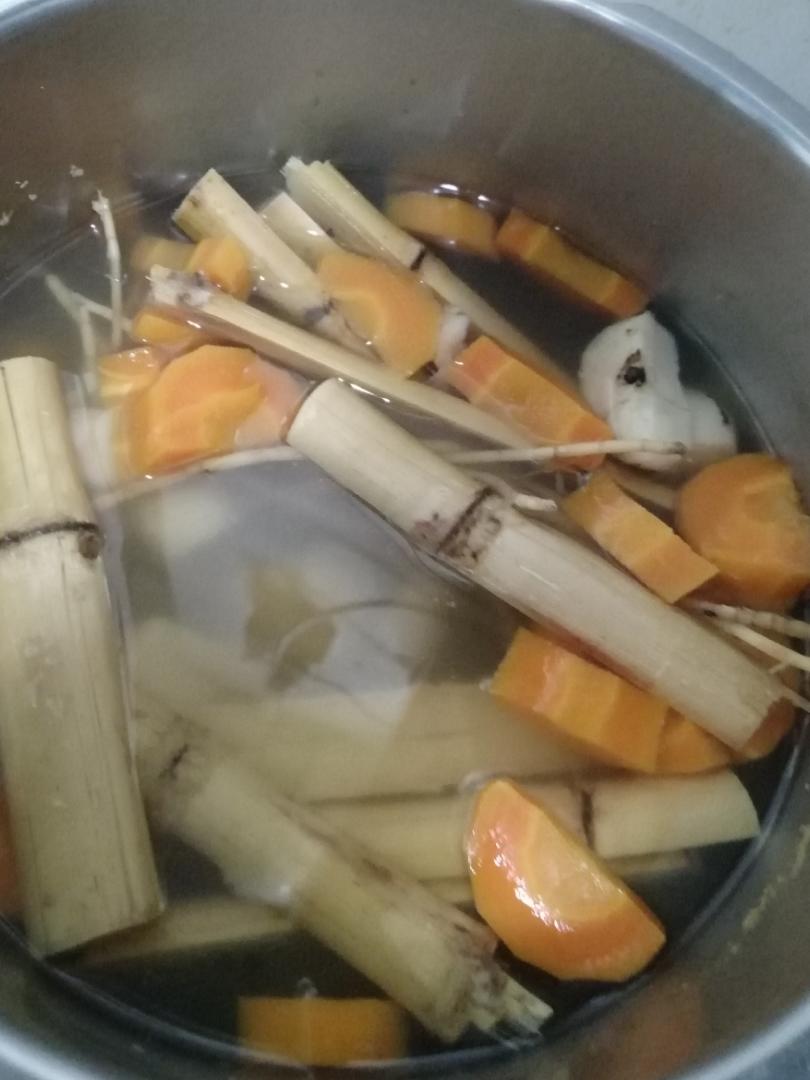 茅根竹蔗马蹄水