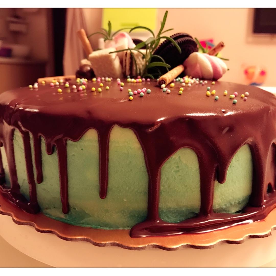 淋面蛋糕（不是最全面但尽可能做到最详细，图片不断更新，也加了很多不是淋面但很漂亮的款式供大家参考）