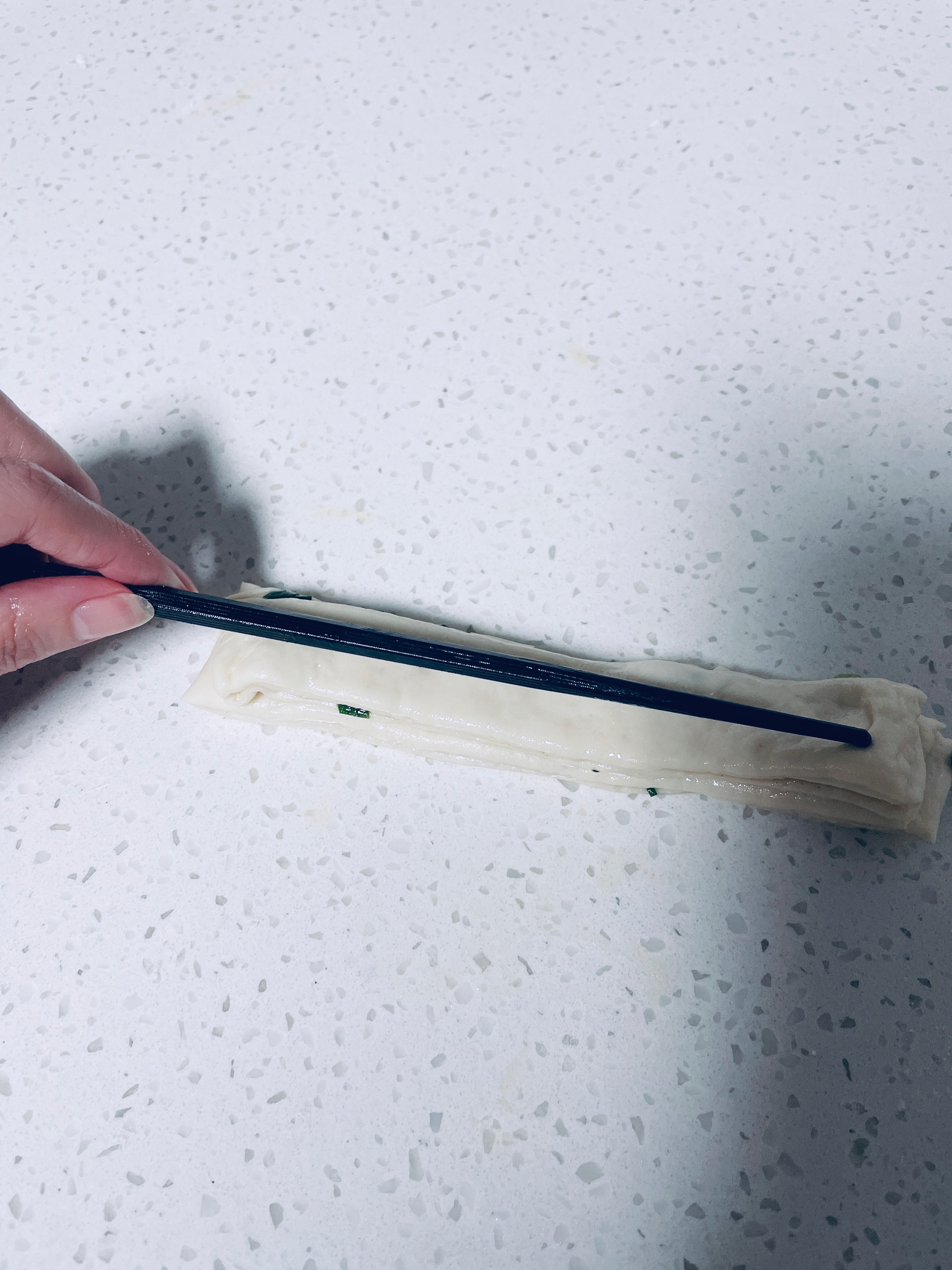 葱油花卷，一根筷子卷出漂亮的造型