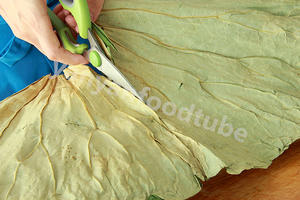 荷香糯米排骨卷 Pork Ribs Wrapped in Water Lily Leaf的做法 步骤5
