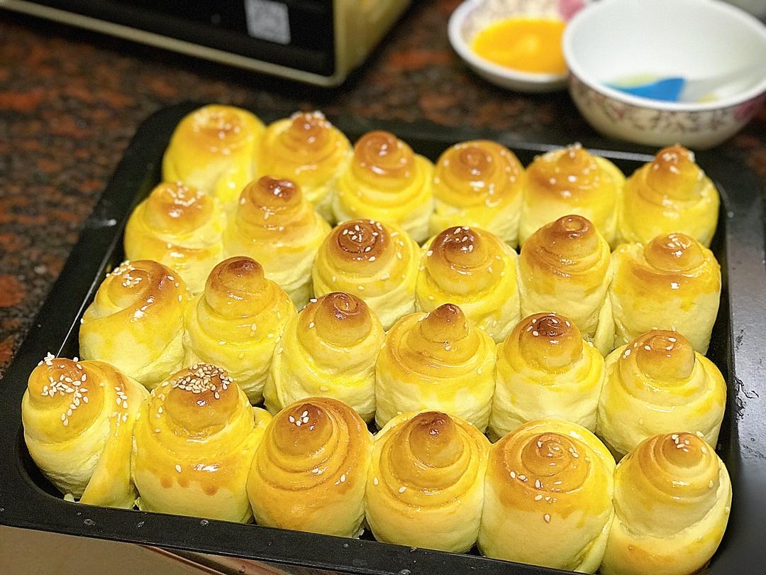 脆底蜂蜜小面包