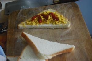 超级暖胃省料三明治的做法 步骤1