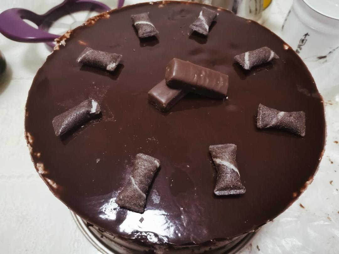 八寸镜面可可慕斯蛋糕