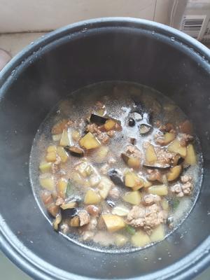 茄子土豆肉沫饭的做法 步骤6