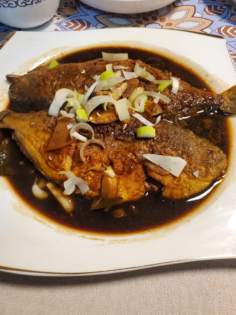 家常红烧鲳鱼