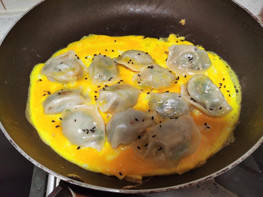 十分钟快手菜抱蛋煎饺（速冻饺子）