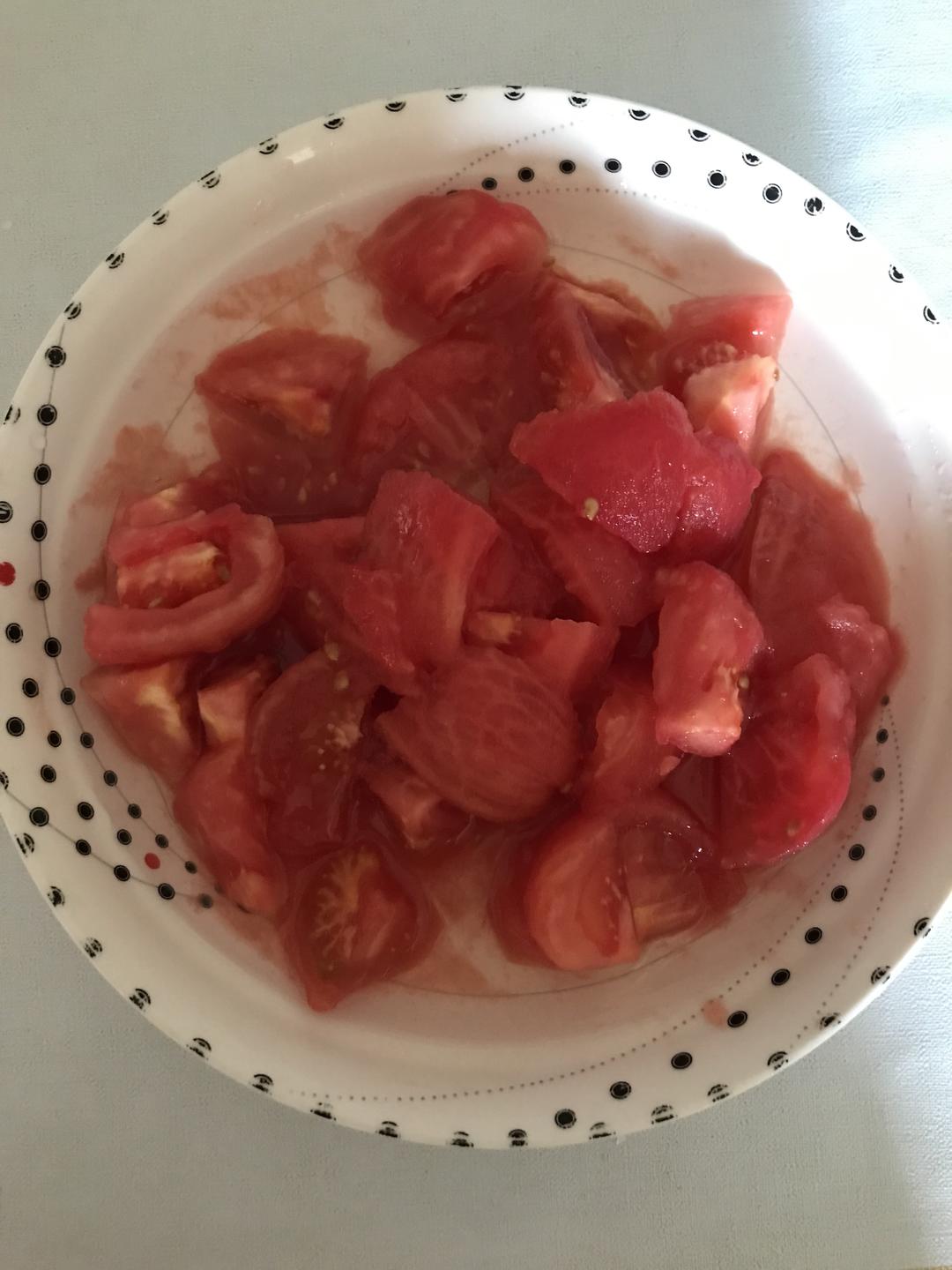 糖伴西红柿的做法