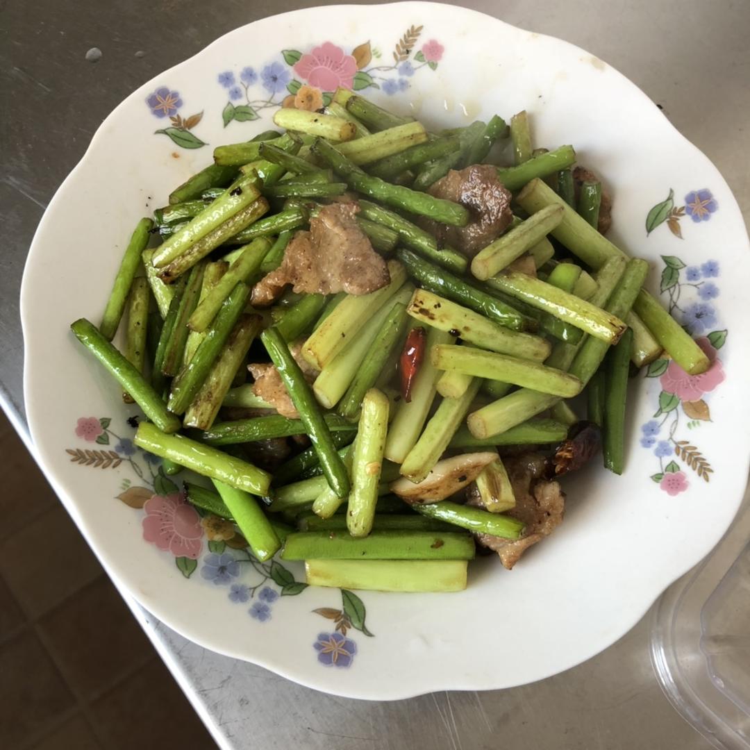 蒜苔炒肉