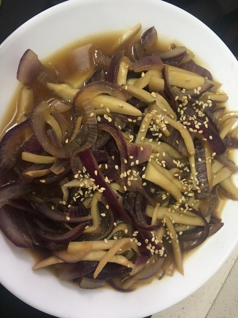 洋葱遇到杏鲍菇