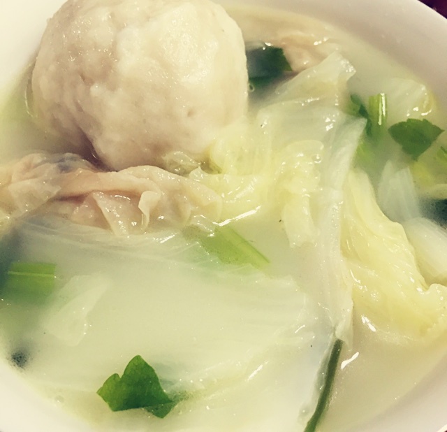 白菜粉丝鱼丸汤