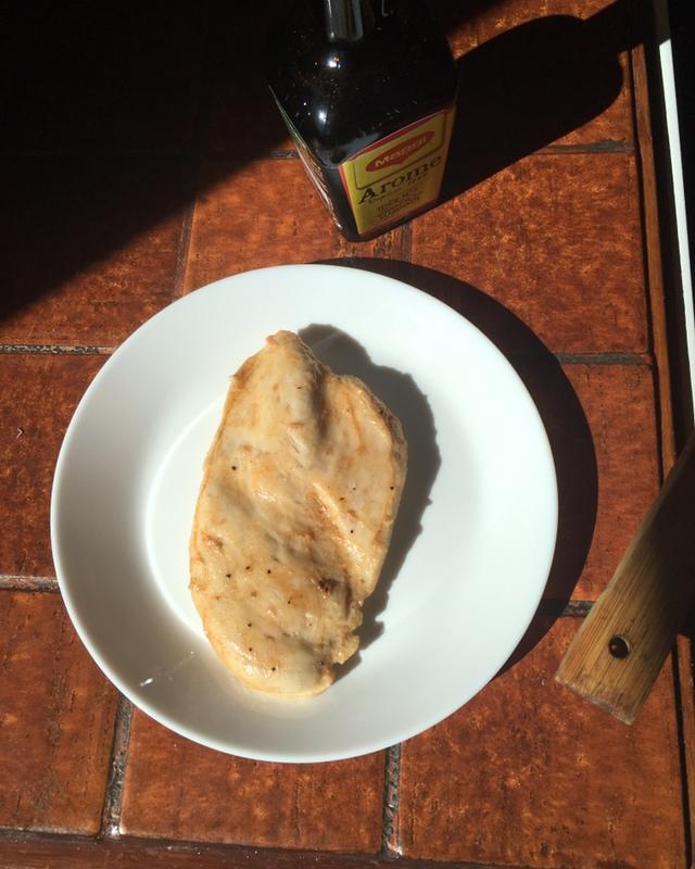 简单易做的香煎黑椒鸡排 柠檬鸡腿肉做法