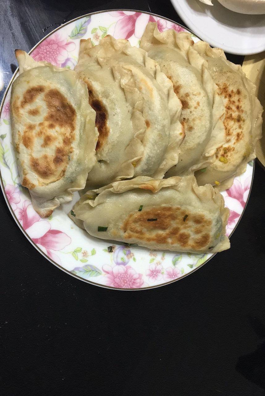 快手韭菜盒子（附花边盒子做法）