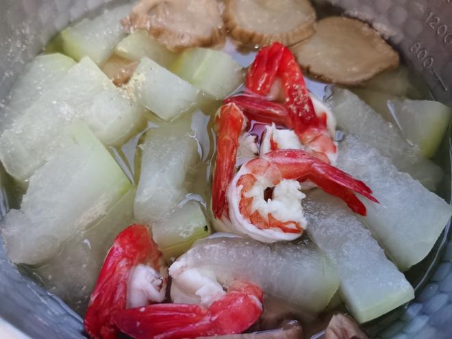 冬瓜菜脯大虾汤的做法