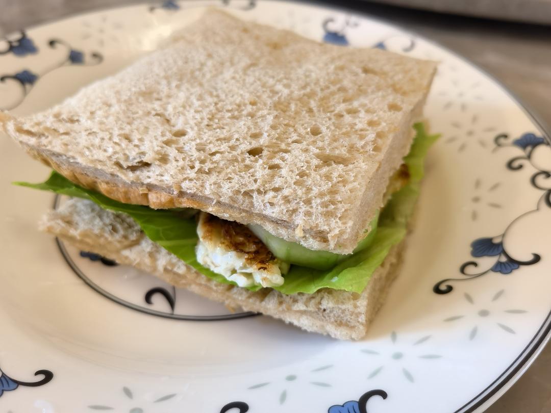 火腿芝士蛋三文治