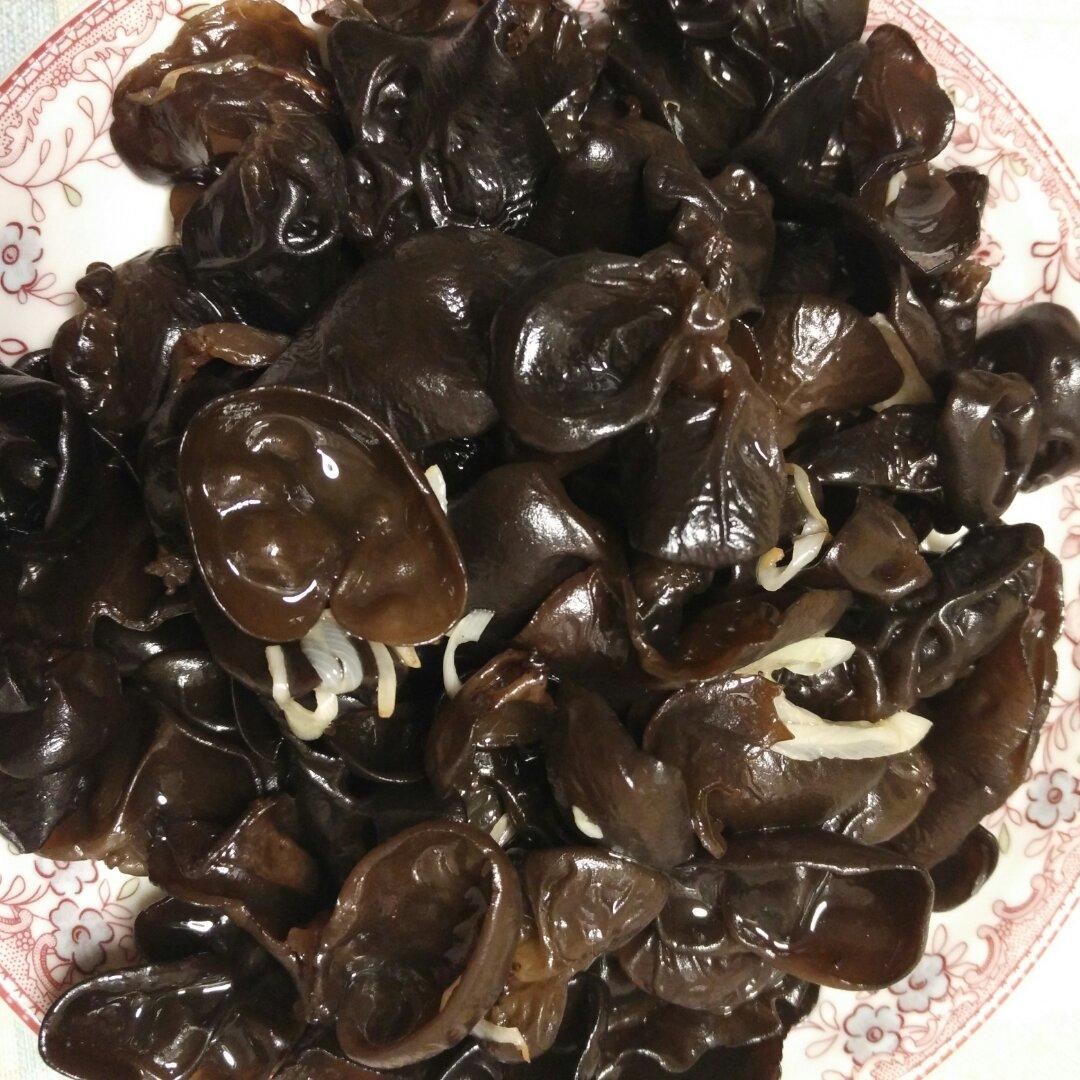 凉拌黑木耳