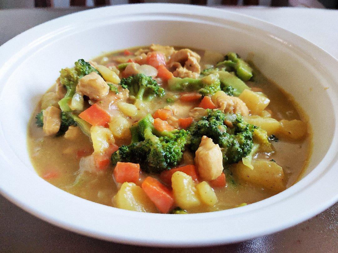 零失败日式咖喱鸡肉饭！！最正宗日本家庭做法！简单又好吃！