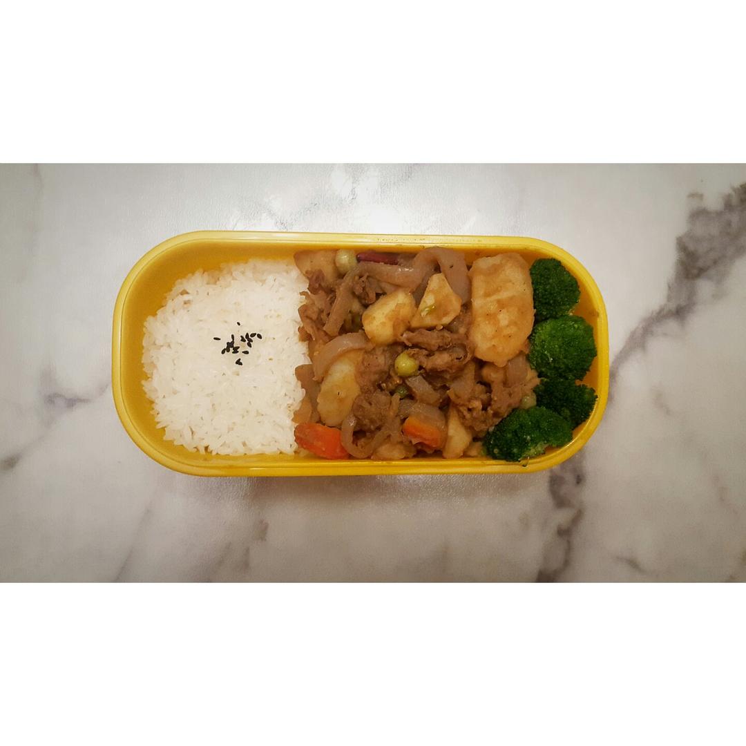 土豆炖肉便当