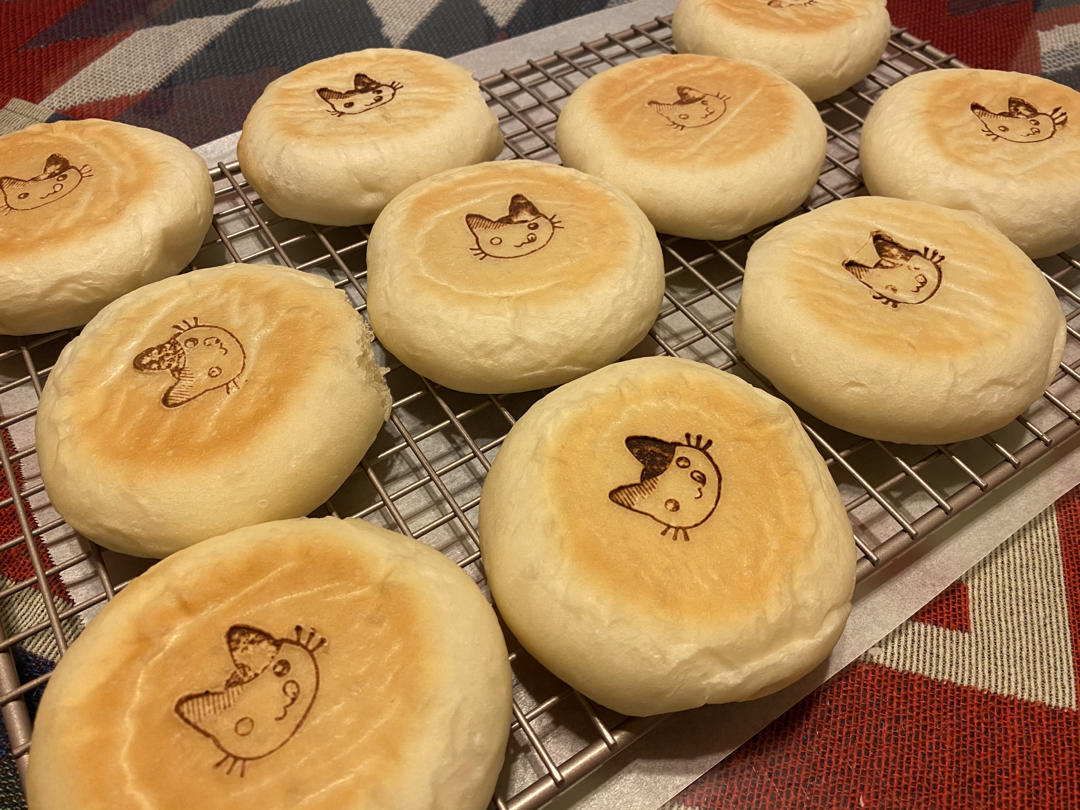 小肚子一样软的【日式红豆包】视频