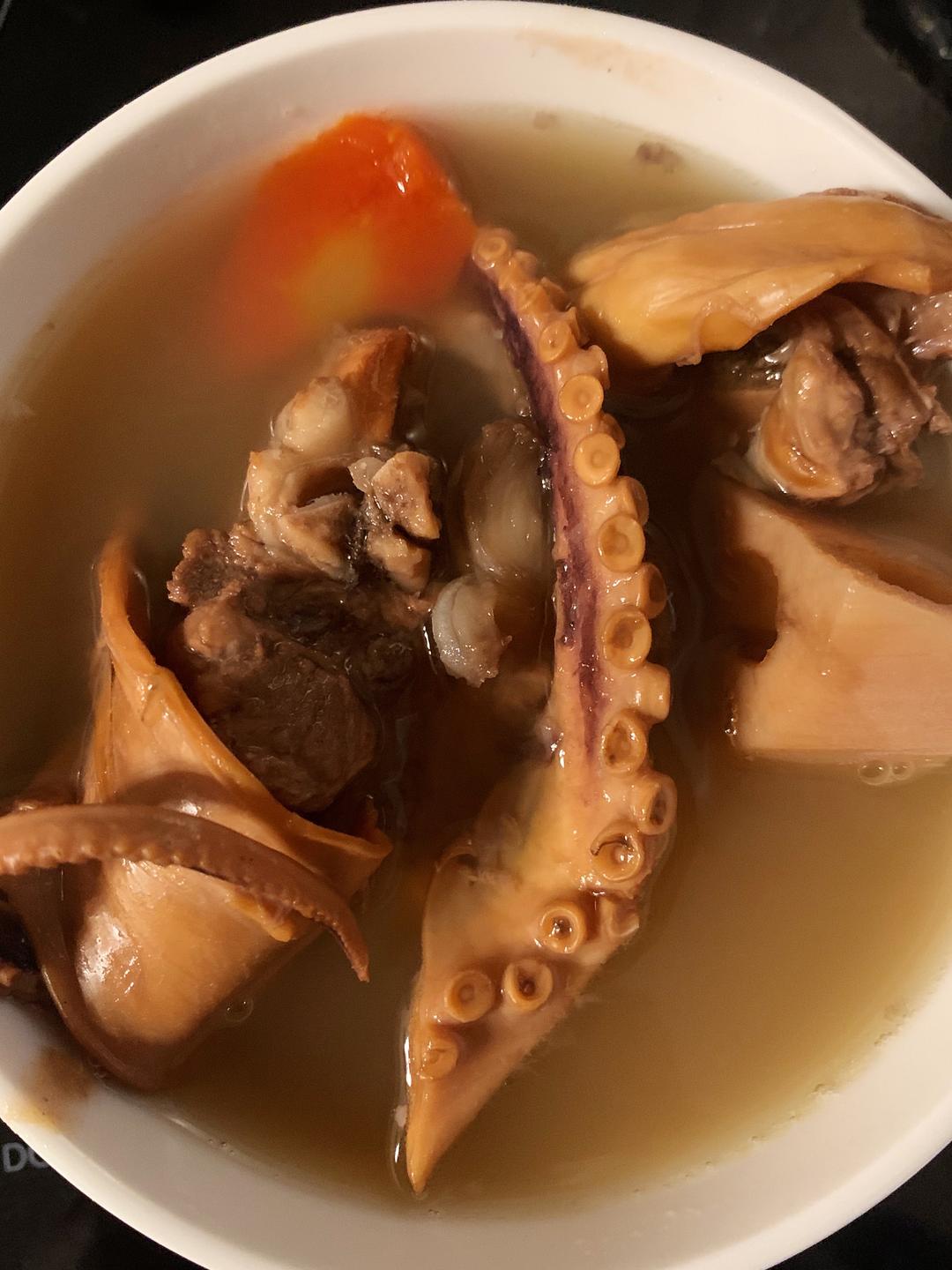 章鱼莲藕汤