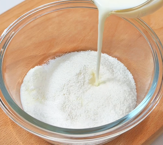 纯奶手撕吐司的做法 步骤1