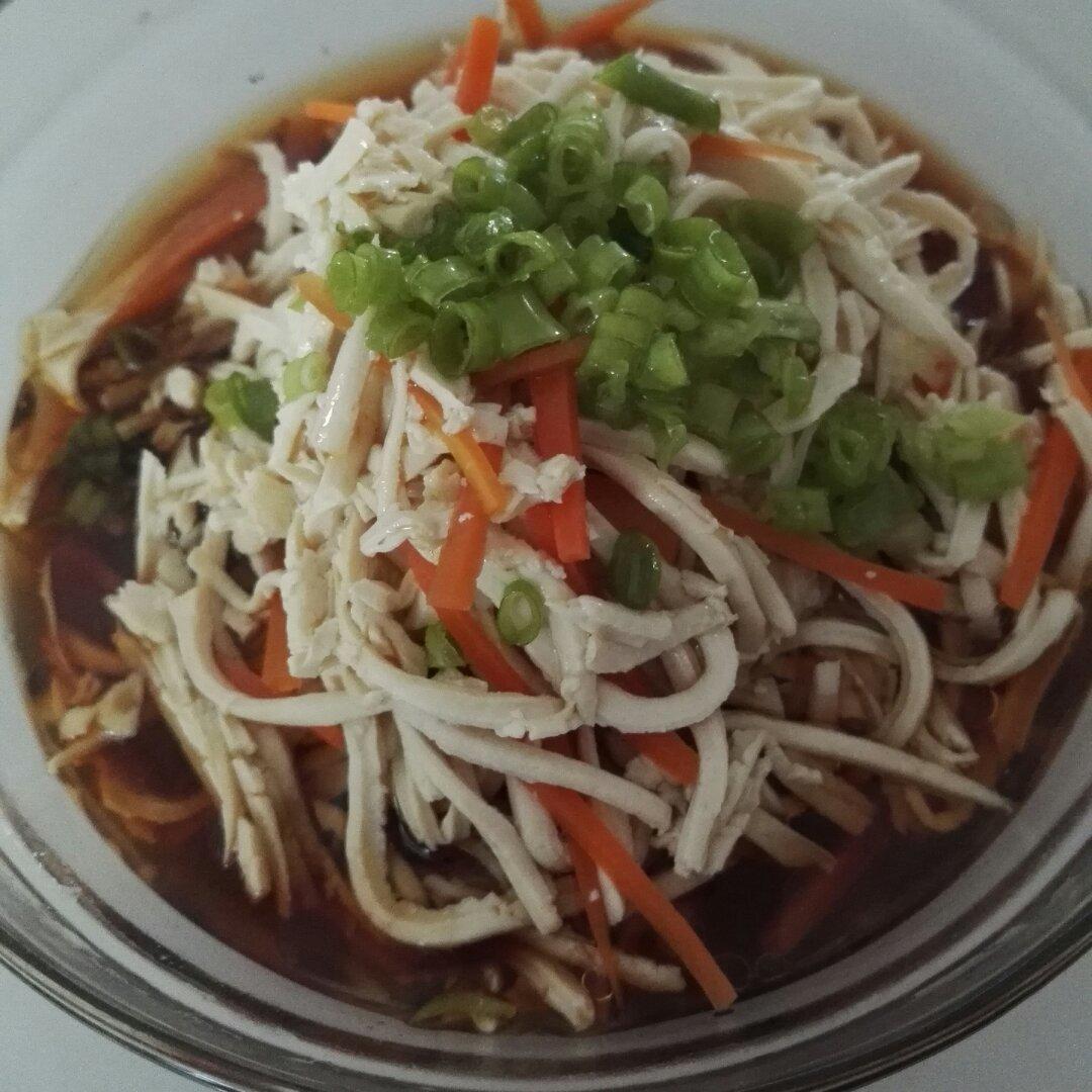 麻油烫干丝