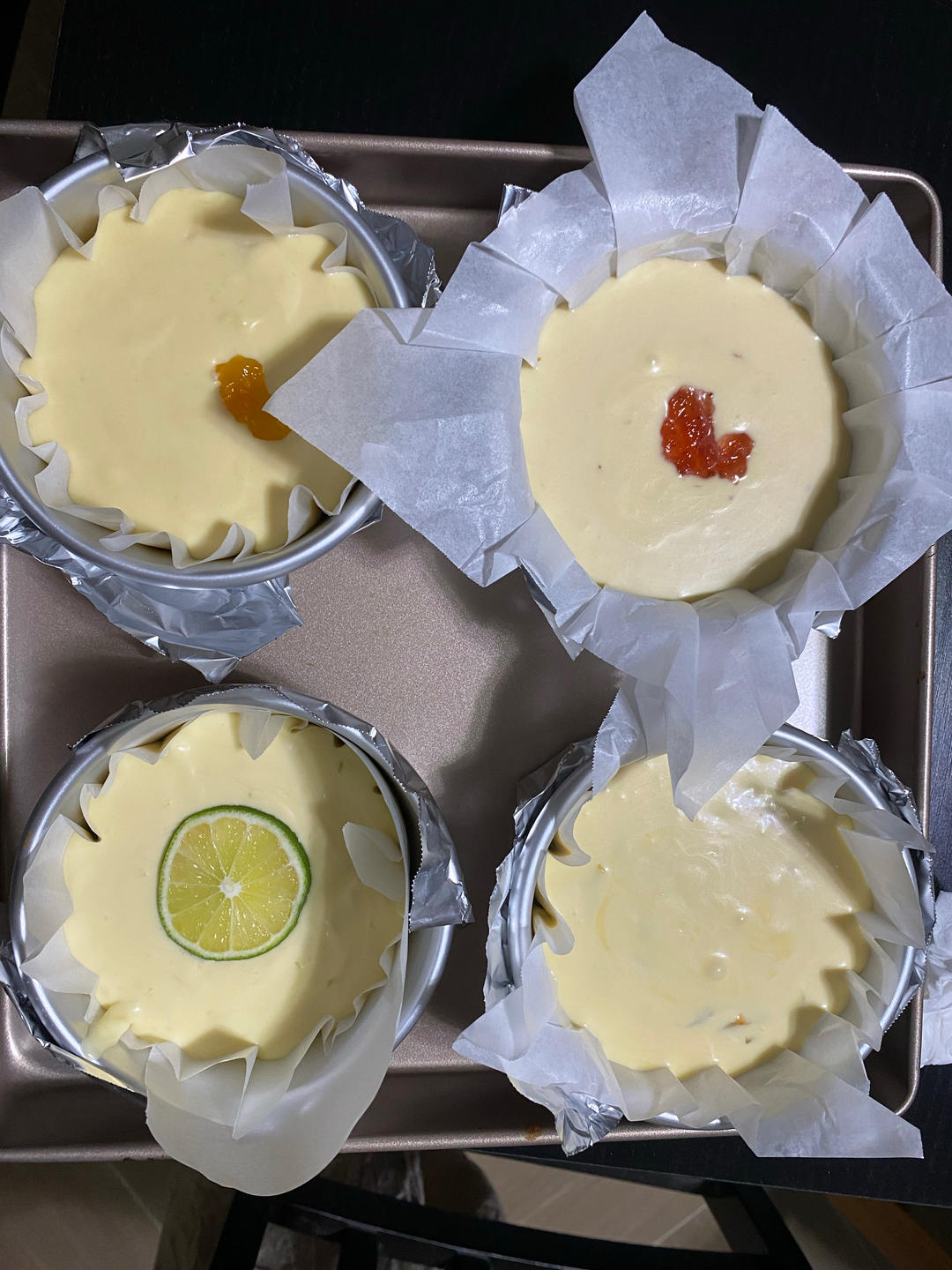 纽约甜点学校食谱：无淡奶油，无酸奶油，无面粉，最简单却最美味的纽约芝士蛋糕。食材极简，口感惊艳！