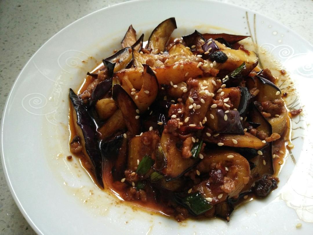 酱香肉末烧茄子
