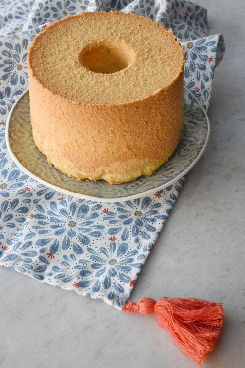 青井老师的椰香戚风