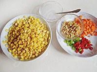 多彩松仁玉米的做法 步骤1