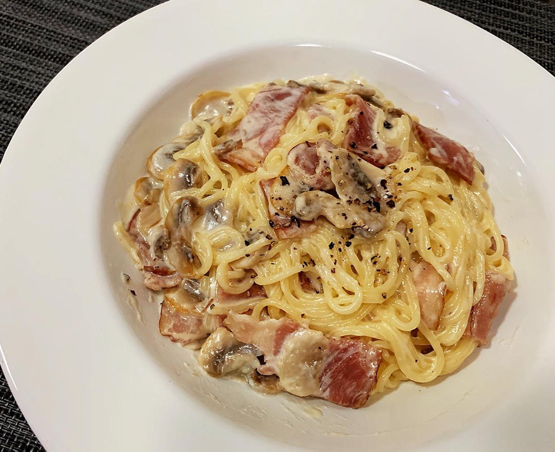 西餐大厨分享的奶油蘑菇培根意面秘方！