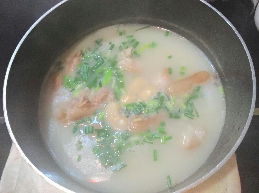 川味蹄花汤