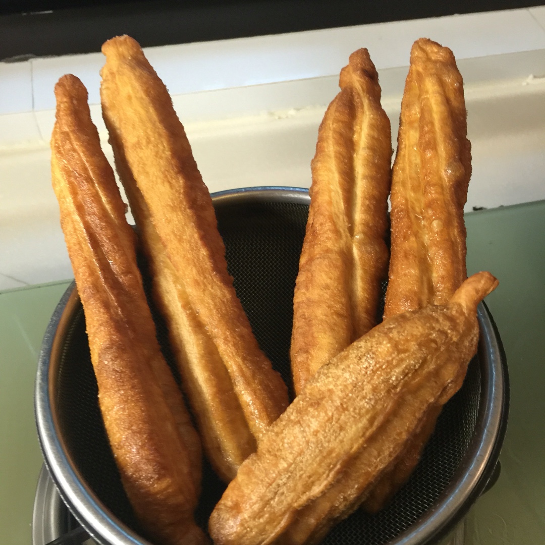 健康无添加不太蓬松的油条